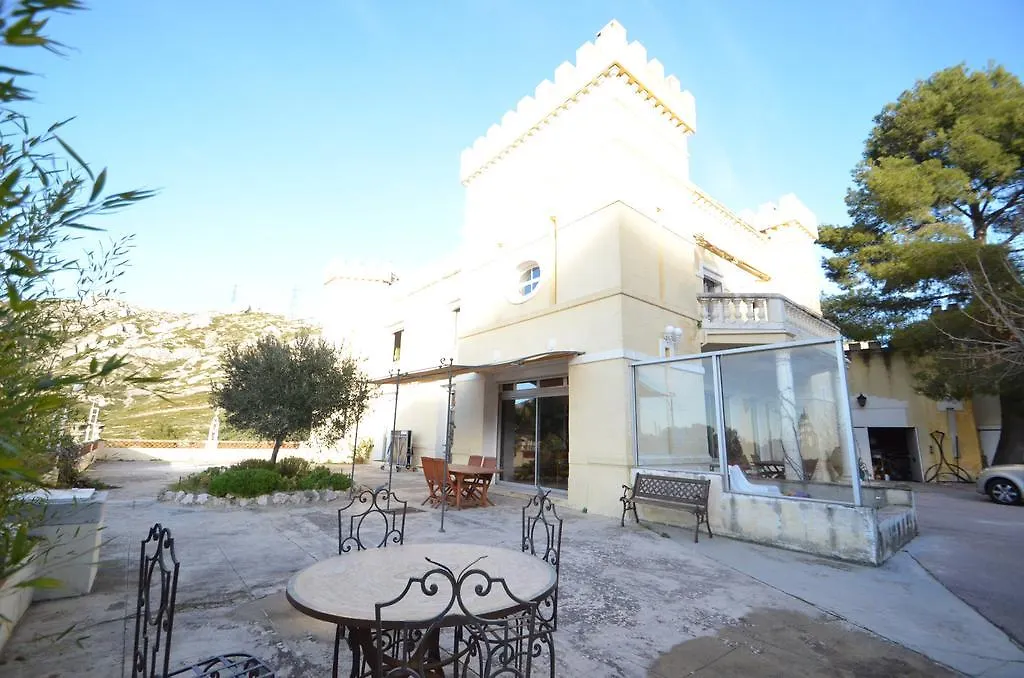 Bed & Breakfast Chateau De L'Aroumias Bed and Breakfast Marsiglia