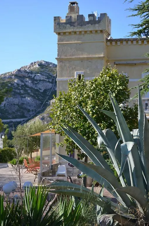 Bed & Breakfast Chateau De L'Aroumias Bed and Breakfast Marsiglia