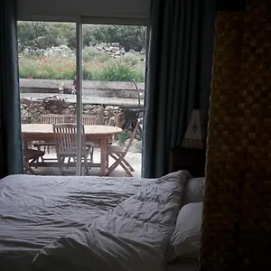  Couette-café D’hôtes : Entre Mer Et Colline